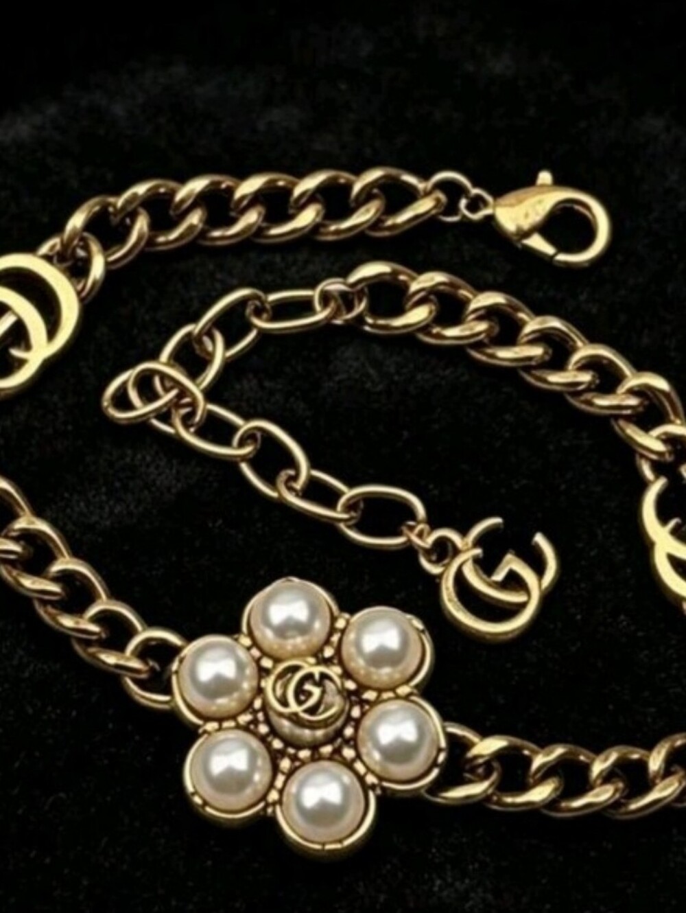 Luxury Style Bracelet - Picture 4 of 7